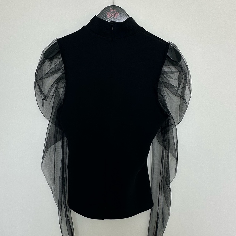 Black top w/ mesh long puff sleeve - Picture 3 of 6